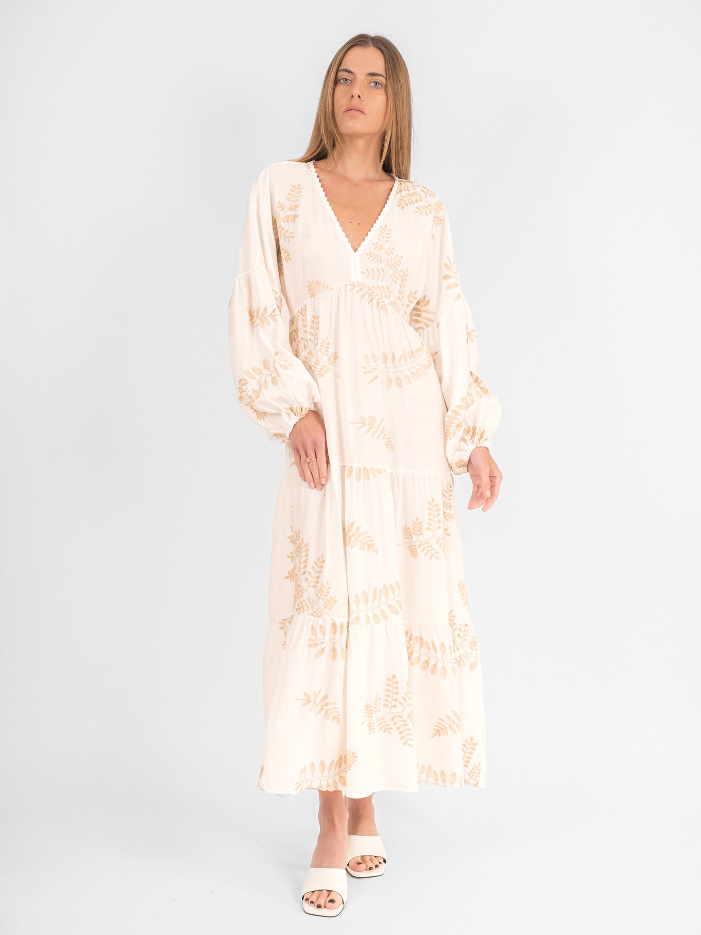 Robe brodée fleurs