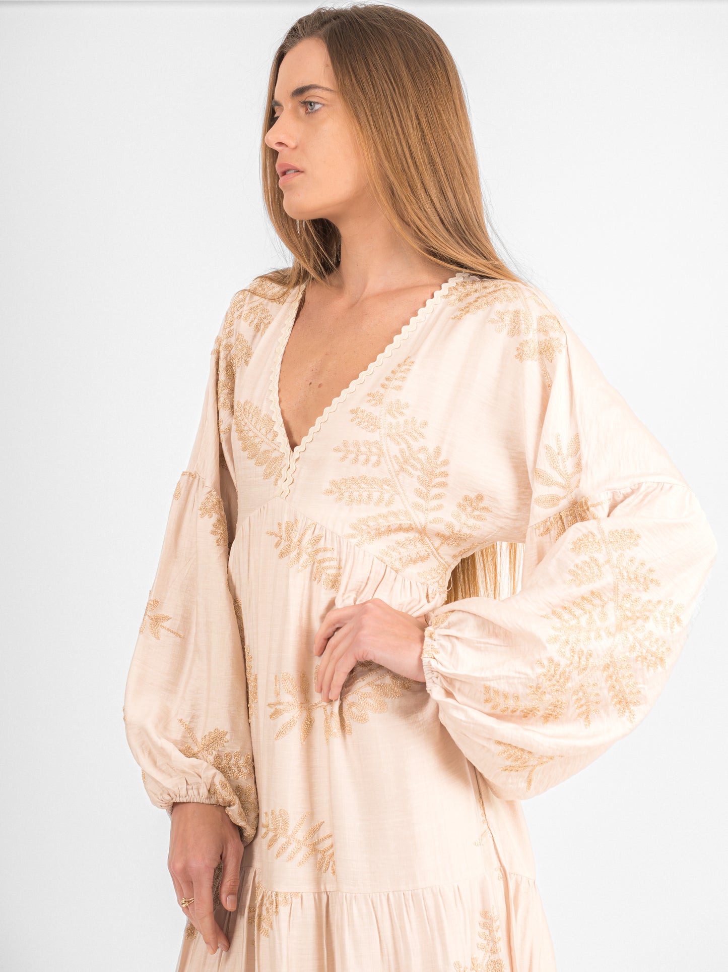 Robe brodée fleurs