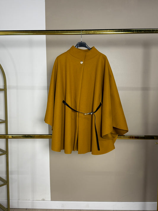 CAPES AVEC CEINTURE DÉTAIL DORÉE